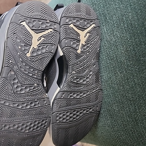 Nike jordan low top 6.5y - Picture 3 of 5